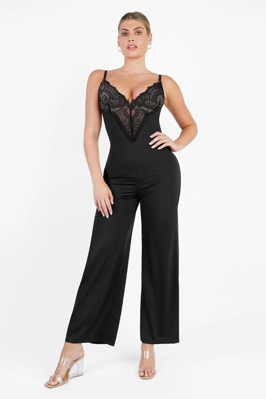 Dierdre | Modieuze en minimalistische winter jumpsuit