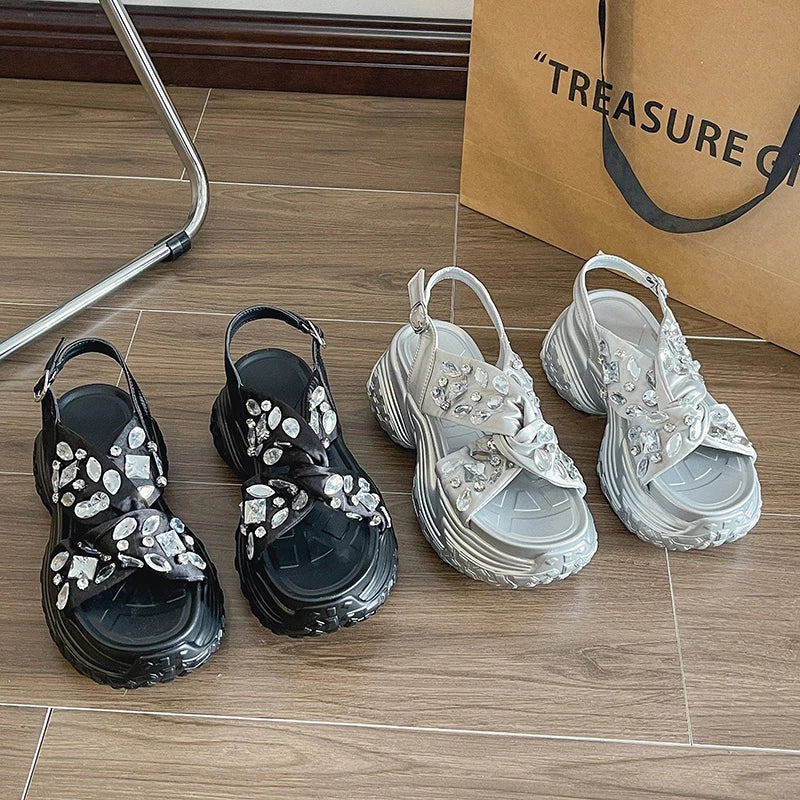 Lola | Moderne en comfortabele wintersandalen