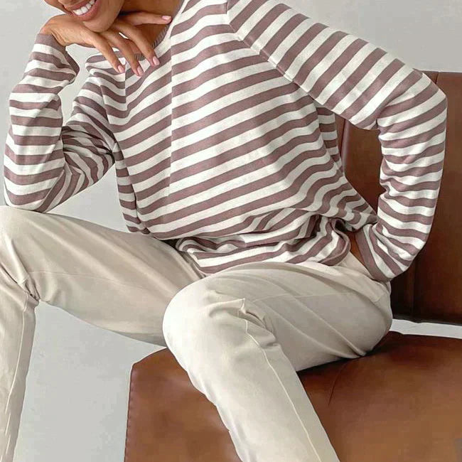 Makena | Eenvoudig en stijlvol winter T-shirt