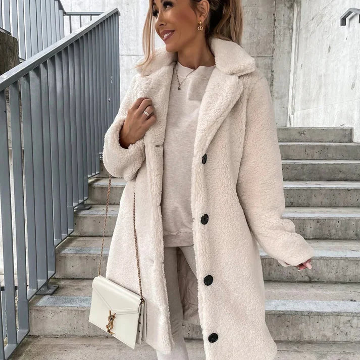 Danya | Modieuze en minimalistische winterjas