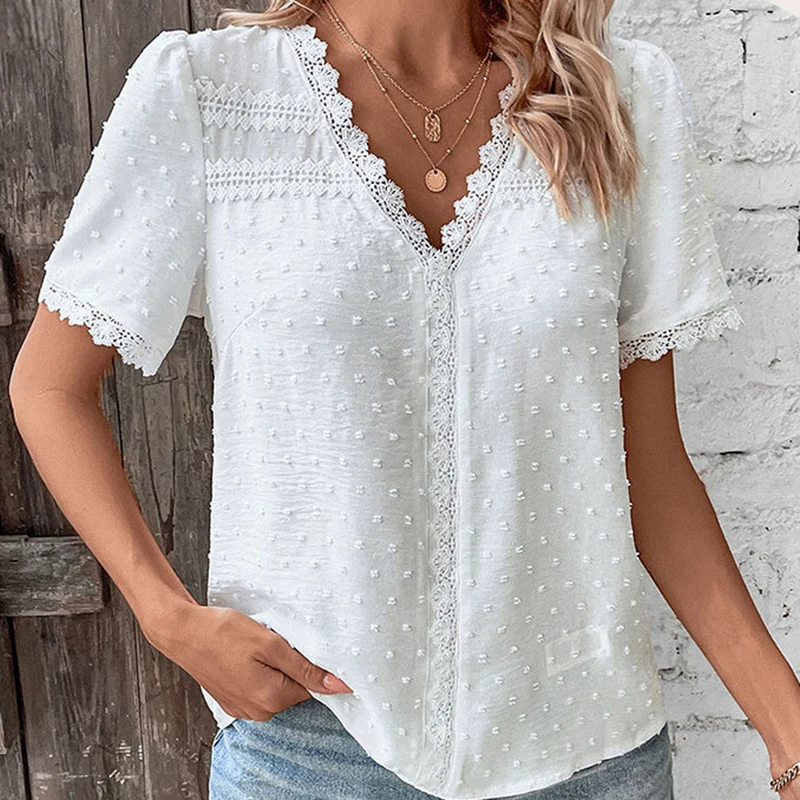 Natalie - Vintage overhemd met V-hals en pofmouwen