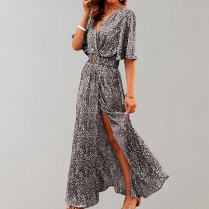 Georgeta | Fashionable and Effortless winter Dress
