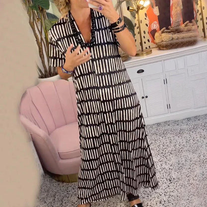 Monica - Moderne Maxi Jurk Met Korte Mouwen En V-Hals