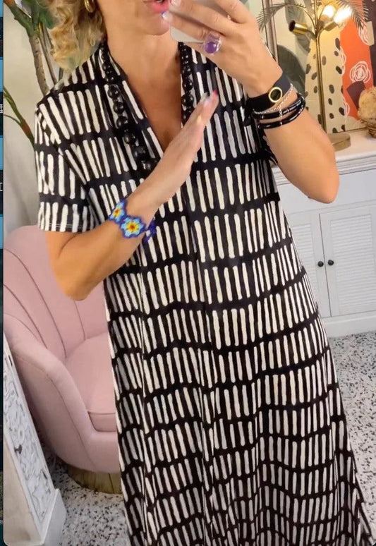 Monica - Moderne Maxi Jurk Met Korte Mouwen En V-Hals